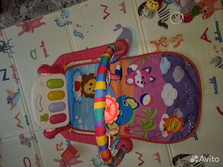 Развивающий коврик