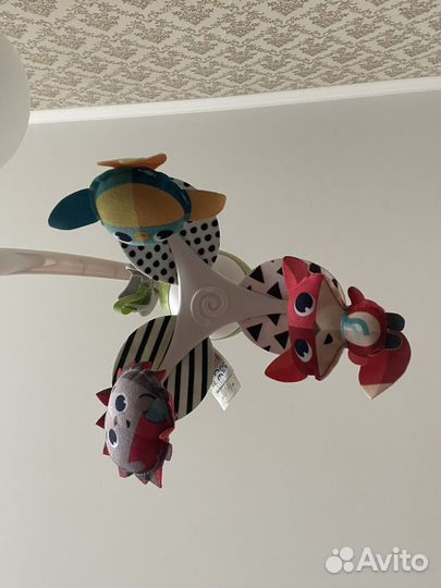 Мобиль на кроватку tiny love