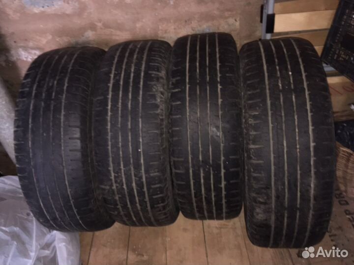 Continental ContiCrossContact LX 215/65 R16 98T