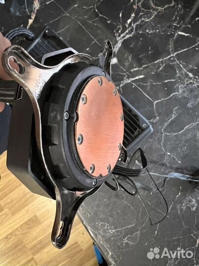 Водяное охлаждение Corsair h110 (требует ремонта)