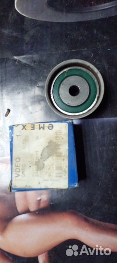 Ролик натяжителя ремня грм