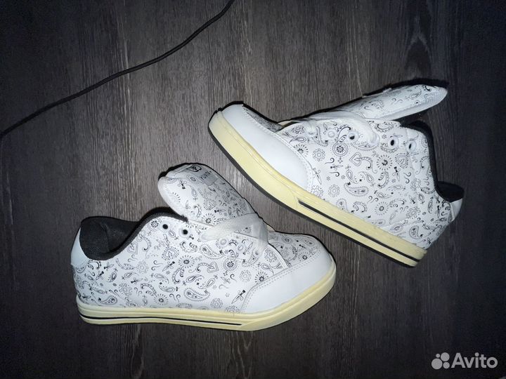 Dc shoes adio fallen etnies globe dvs osiris circa