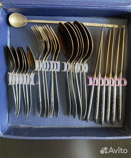 Набор столовых приборов
