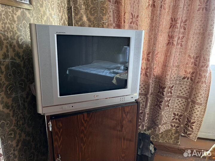 Телевизор LG RT-21FB20RQ