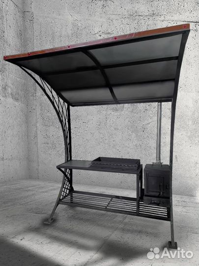 Мангал с крышей