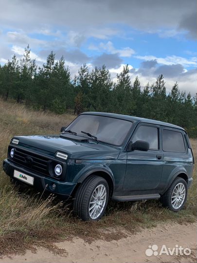 LADA 4x4 (Нива) 1.7 МТ, 2009, 100 000 км