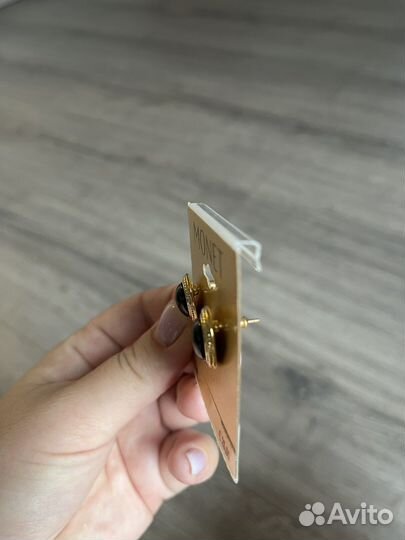 Monet, винтаж, черный камень в желтом золоте