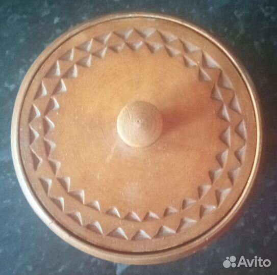 Банка деревянная с крышкой, резная, СССР