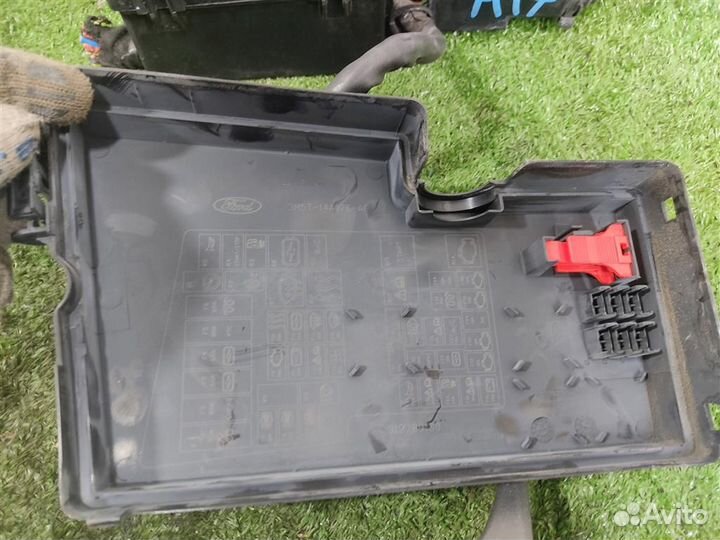 Блок предохранителей моторный Ford Focus 2 (CB4)