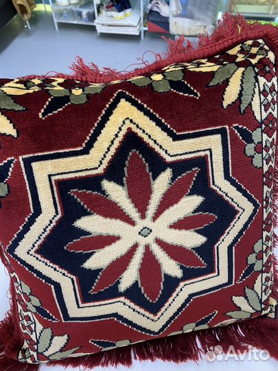 Декоративные подушки