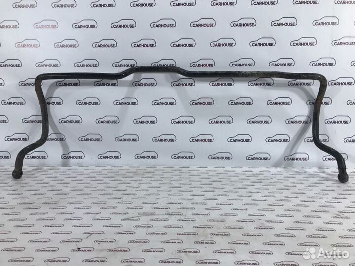 Стабилизатор задний Toyota Land Cruiser 100 4.2