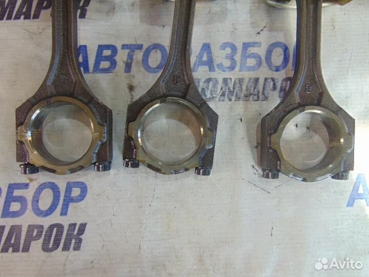 Поршень с шатуном для Lexus IS 250/350 2005-2020г