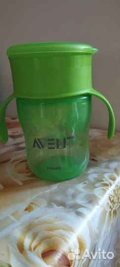 Кружка поильник Avent новый