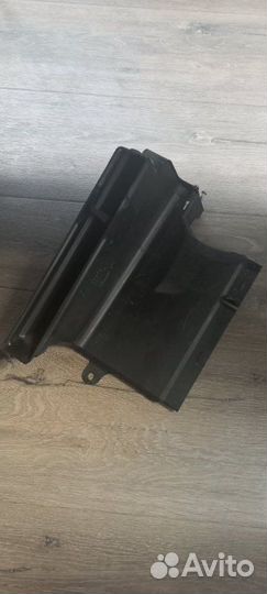 Воздуховод Volkswagen Touareg 1 4.2 2006