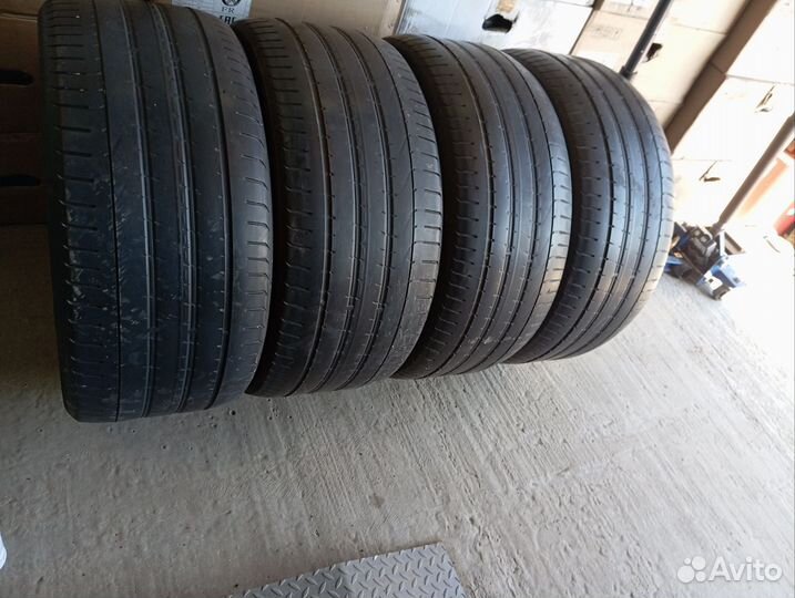 Pirelli P Zero 265/40 R21 и 295/35 R21 101Y