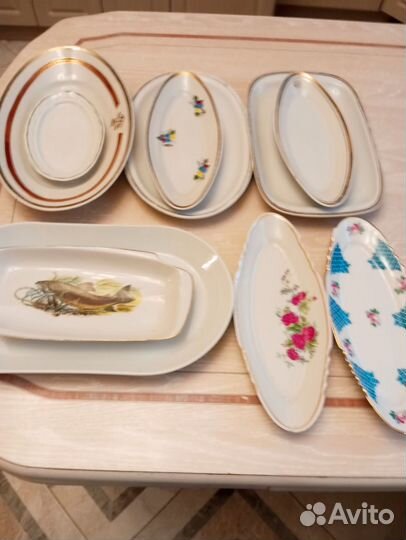 Овальные блюда и селедочницы