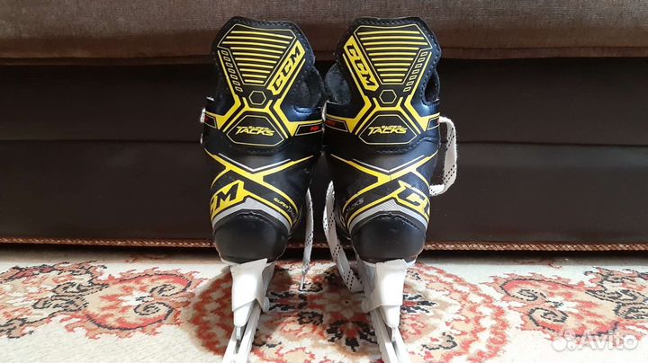 Проффесиональные детские коньки CCM хоккейные