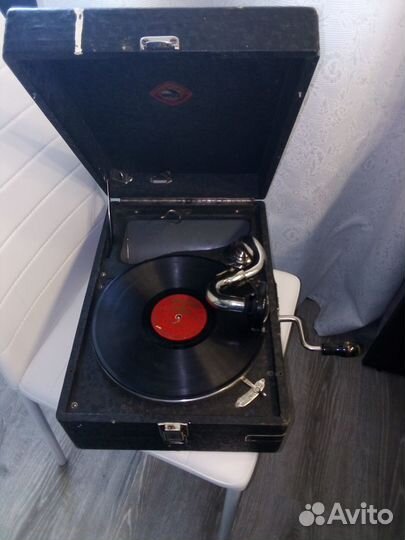 Граммофон произв.кооператв фабрика Красногвардейск