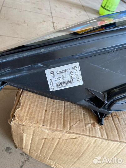 Фара передняя Porsche Panamera 2012г