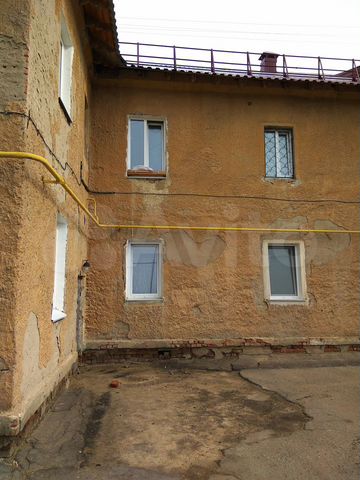 Комната 8 м² в 3-к., 2/2 эт.