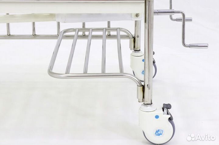 Медицинская кровать функциональная