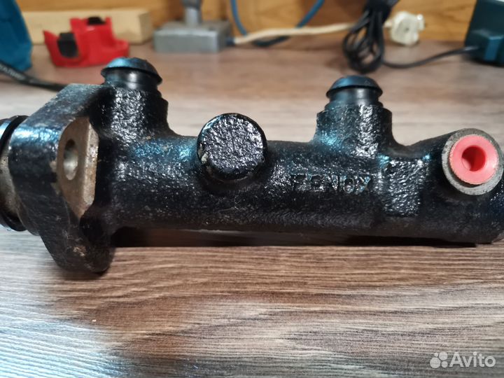 Главный тормозной цилиндр москвич 412