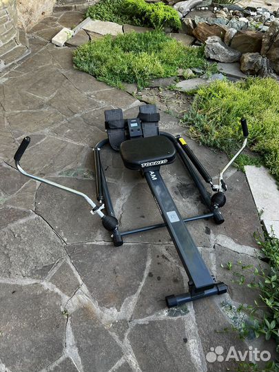 Гребной тренажер