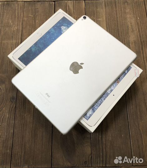 Б/У iPad Pro 10.5 2-Gen 256Gb Wi-fi Silver