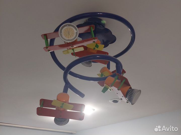 Люстра и бра