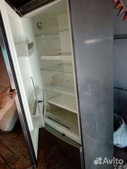 Холодильник бу Сиеменс