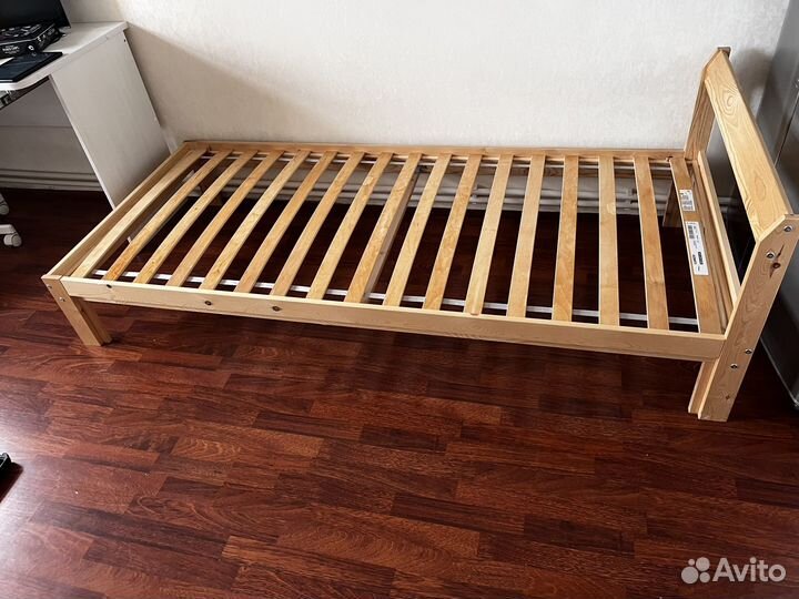Кровать IKEA neiden