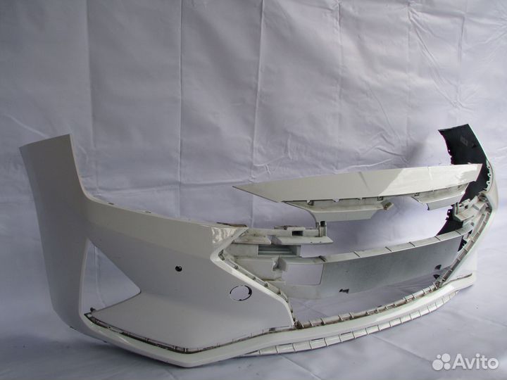 Hyundai Elantra 7 Бампер передний