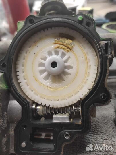 Трапеция дворников Шкода Румстер Фабия Практик