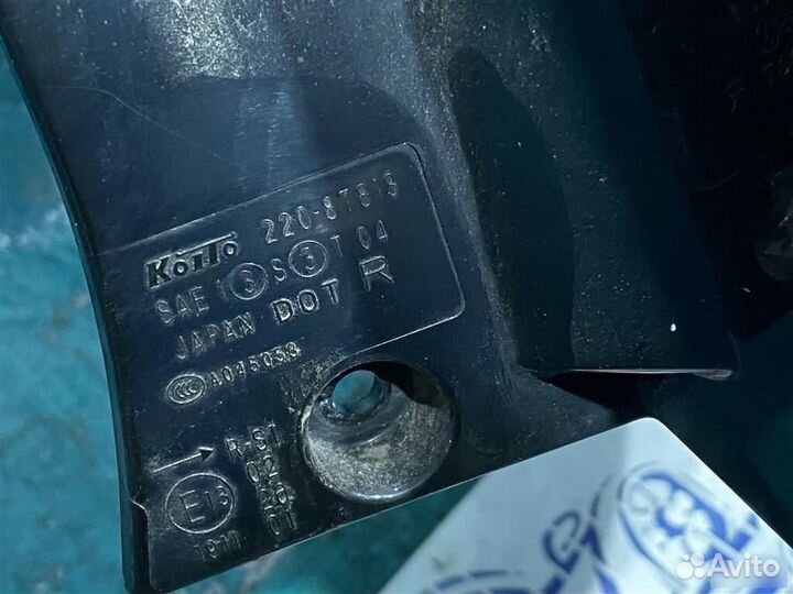 Фонарь внешний правый Mitsubishi Outlander XL CW5W