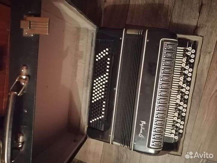 Баян Рубин 6