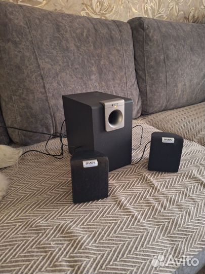 Продам колонки с сабвуфером 2.1 sven