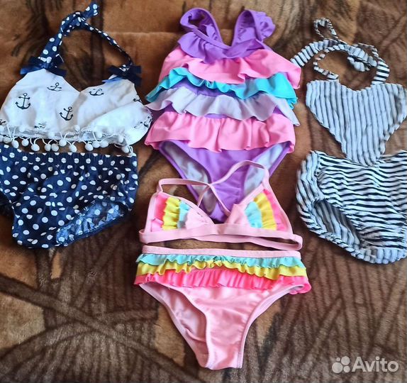Купальники на девочку 3-4 года