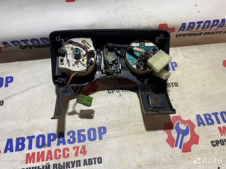 Щиток приборов isuzu trooper