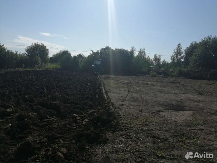 Вспашка. Покос травы. Трактором мтз