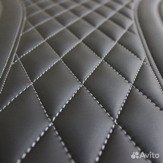 Коврики из полиуретановой кожи AMG Mercedes