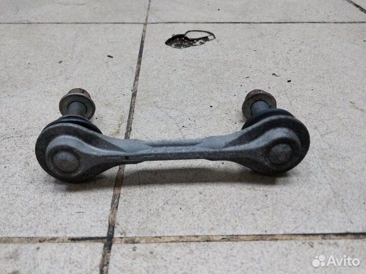 Стойка стабилизатора задняя Ford Mustang S550 5.0