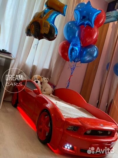 Кровать машина