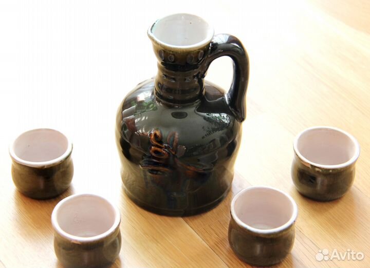 Кувшин для вина с 4-мя рюмками (керамика)
