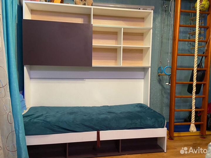 Кровать со шкафом