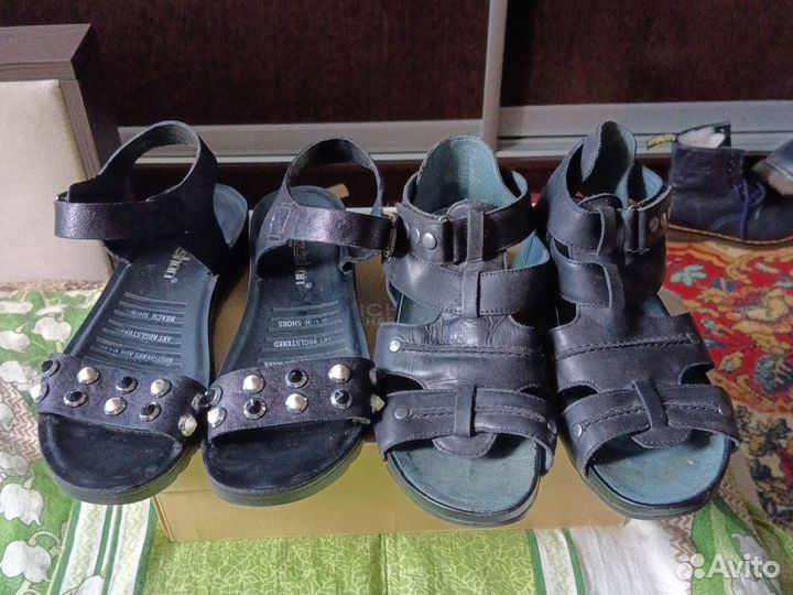 Сандалии кожаные