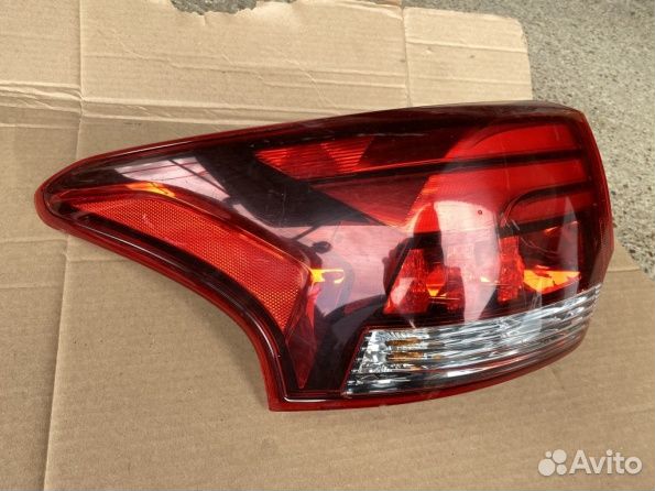 Mitsubishi Outlander III GF Фонарь задний в крыло