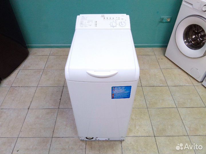 Машина с вертикальной загрузкой бу Indesit