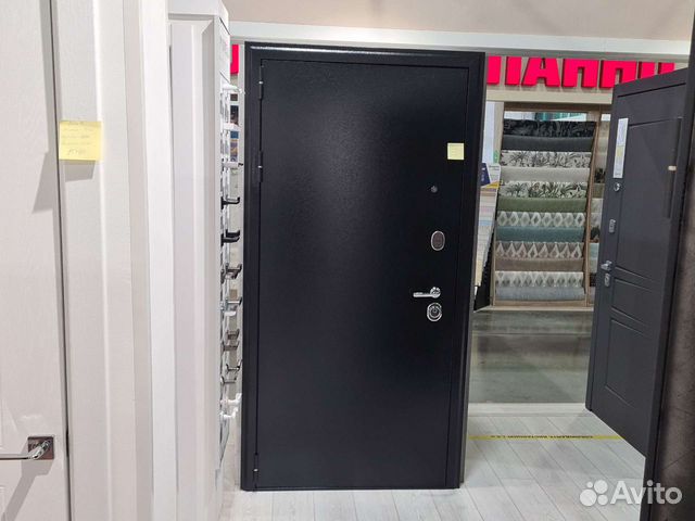 Дверь металлическая новая