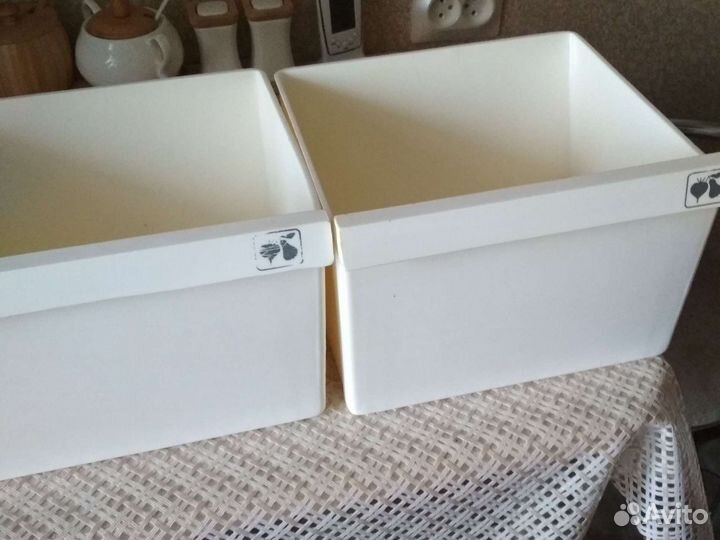 Контейнеры(2шт) для овощей