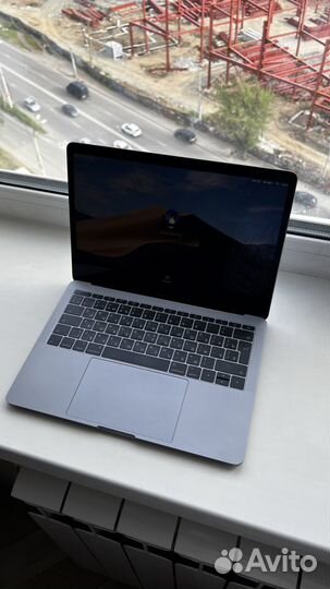 Apple MacBook Pro 13 2017 256gb б/у в отличном сос